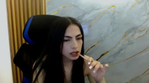 Snapshot of lilith_rose_hh chatting on 05.01.26 lilith rose online show from 05.01.26