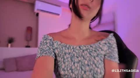 Snapshot of lilith_sage_ chatting on 11.06.25 lilith_sage_ online show from 11.06.25