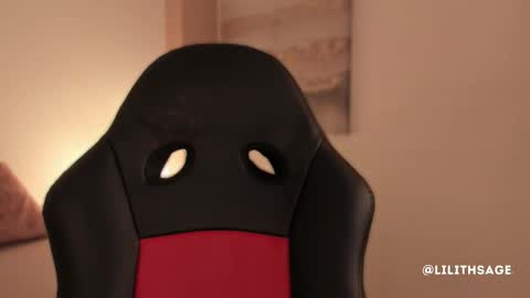 Snapshot of lilith_sage_ chatting on 12.19.25 lilith_sage_ online show from 12.19.25