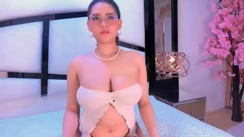    online show from 09.23.25