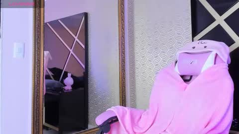 Snapshot of lilithcary chatting on 12.09.24 Lilith online show from 12.09.24