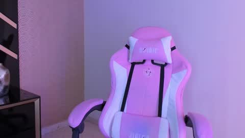 Snapshot of lilithcary chatting on 03.04.25 Lilith online show from 03.04.25