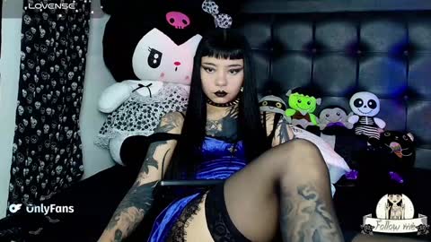 Snapshot of lilithmoon666 chatting on 01.19.25   online show from 01.19.25