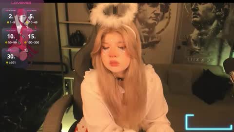 Snapshot of lilithnelson chatting on 10.31.25 LilithNelson online show from 10.31.25