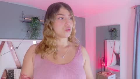 Snapshot of lilithsmith__ chatting on 11.24.25 lilithsmith__ online show from 11.24.25