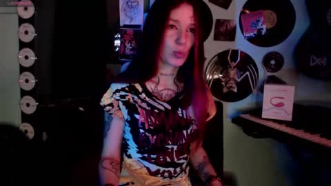 Snapshot of lilithword chatting on 09.24.25 Call me Lilith online show from 09.24.25