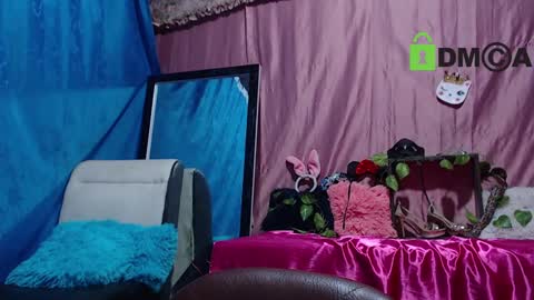 Snapshot of lilits_boobs chatting on 12.06.24 liliana online show from 12.06.24