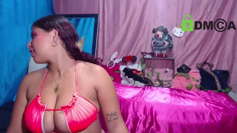 Snapshot of lilits_boobs chatting on 12.17.24 liliana online show from 12.17.24