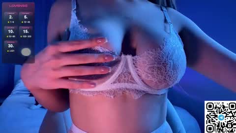 Snapshot of lilkisslina chatting on 03.04.26 lilkisslina online show from 03.04.26