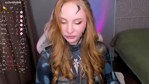 Snapshot of lilkitty_melanie chatting on 10.31.25 Melanie online show from 10.31.25