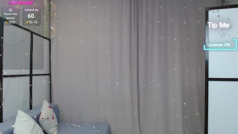 Lillian online show from 02.12.25