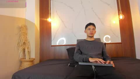 lillian_lee1 online show from 05.20.26