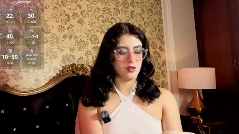 Snapshot of lillianderson chatting on 05.27.26 lillianderson - Next stream start at 0700hs GTM-3 online show from 05.27.26