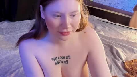 lillie_berry online show from 10.10.25
