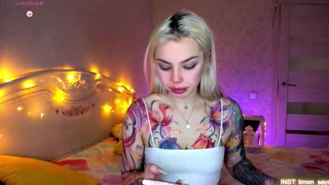 LilliMoore online show from 03.17.26