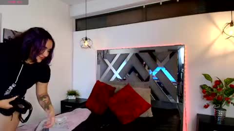   online show from 06.25.26
