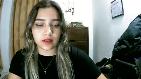 Sey - Lilly  online show from 06.25.26