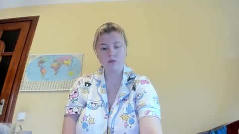 Snapshot of lillydepp chatting on 10.15.25 Lilly Depp online show from 10.15.25