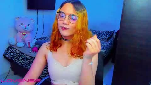 Snapshot of lillykittyy chatting on 11.11.25 Lilly3 online show from 11.11.25