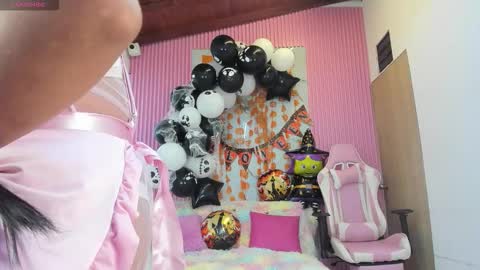 lillyy16 online show from 10.19.25