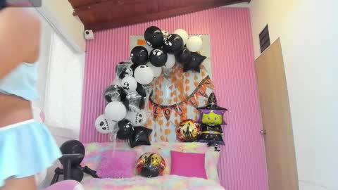 lillyy16 online show from 10.21.25