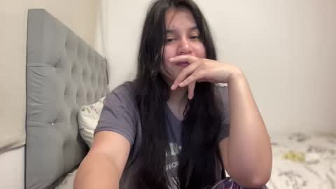 Snapshot of lilprincessxoxo_ chatting on 04.13.26 lilprincessxoxo_ online show from 04.13.26
