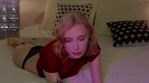 Snapshot of lilpupsonish chatting on 03.08.25 Jesse and Grace online show from 03.08.25