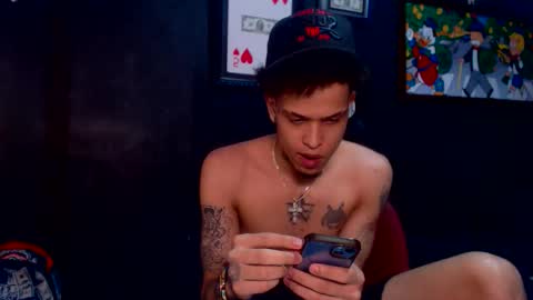 Snapshot of lilray99 chatting on 01.16.25 ONLYFANS online show from 01.16.25