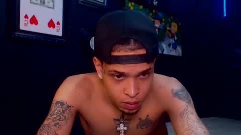 Snapshot of lilray99 chatting on 02.22.25 ONLYFANS online show from 02.22.25