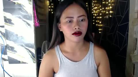 Snapshot of lilsweet_marie chatting on 02.01.26 Lilsweet marie online show from 02.01.26