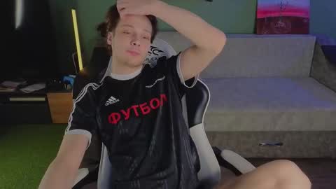 Snapshot of lilteddyboy chatting on 03.04.26 lilteddyboy online show from 03.04.26