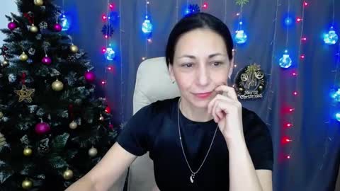Snapshot of lilugrants chatting on 12.29.24 lilugrants online show from 12.29.24
