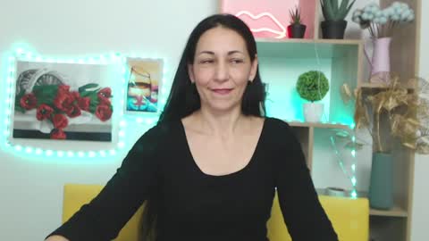 Snapshot of lilugrants chatting on 01.18.25 lilugrants online show from 01.18.25