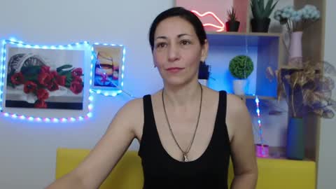 Snapshot of lilugrants chatting on 01.18.25 lilugrants online show from 01.18.25