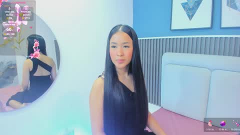 Snapshot of lily__star chatting on 05.16.26 lily online show from 05.16.26