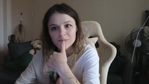 Snapshot of lily_and_jake chatting on 11.09.25 lily_and_jake online show from 11.09.25