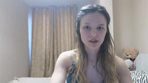 Snapshot of lily_and_jake chatting on 12.15.25 lily_and_jake online show from 12.15.25