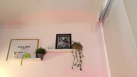 Snapshot of lily_evans_ chatting on 11.09.25 just lily online show from 11.09.25