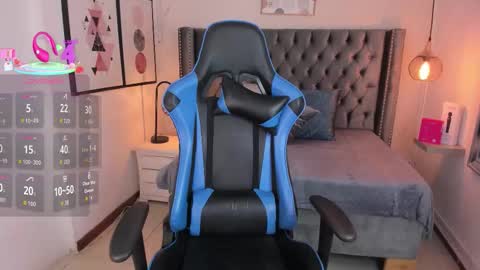 Snapshot of lily_fleming chatting on 09.15.25 lily_fleming online show from 09.15.25