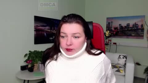 Snapshot of lily_flower7_ chatting on 11.12.25 Lily online show from 11.12.25