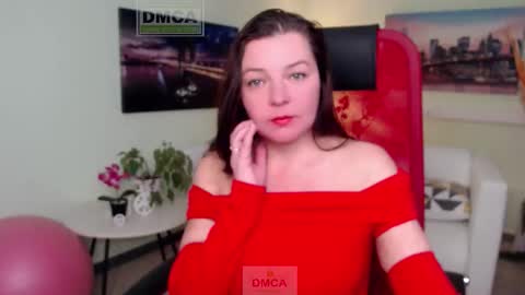 Snapshot of lily_flower7_ chatting on 11.27.25 Lily online show from 11.27.25