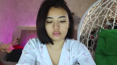 Lily online show from 10.24.25