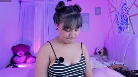 Lily online show from 11.26.25