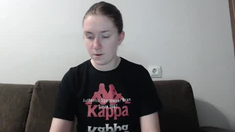 lily_love_x online show from 02.10.25