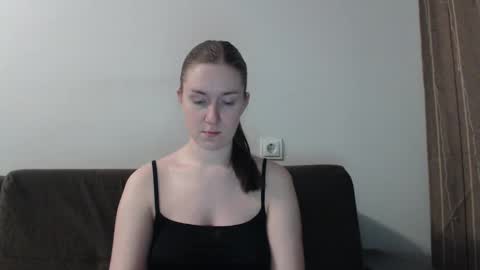 lily_love_x online show from 02.28.25