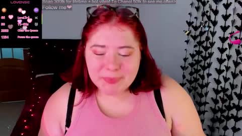 Snapshot of lily_lu_one chatting on 10.23.25 Elina  online show from 10.23.25