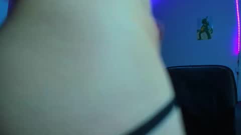 lily_stone04 online show from 12.18.25