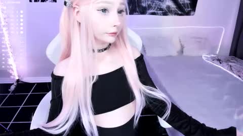 Lily online show from 12.17.25