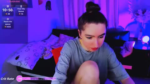 Snapshot of lily_xbaby chatting on 11.30.25 LILY online show from 11.30.25