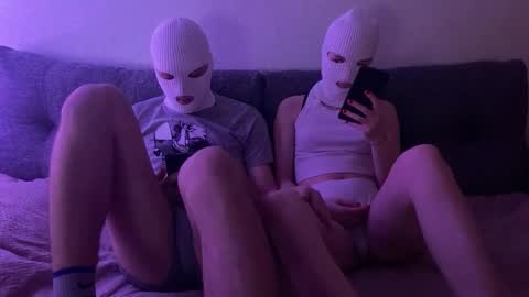 Snapshot of lilybabyshy chatting on 12.04.25 Yan and Adela online show from 12.04.25